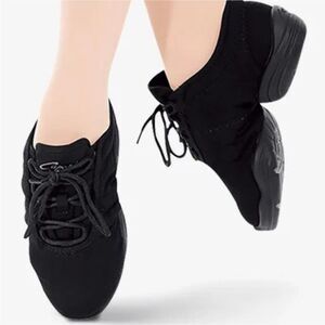 Capezio DSO3 Black Lace-Up Canvas Dansneaker Dance Sneaker
